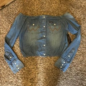 Wrangler off the shoulder pearl snap